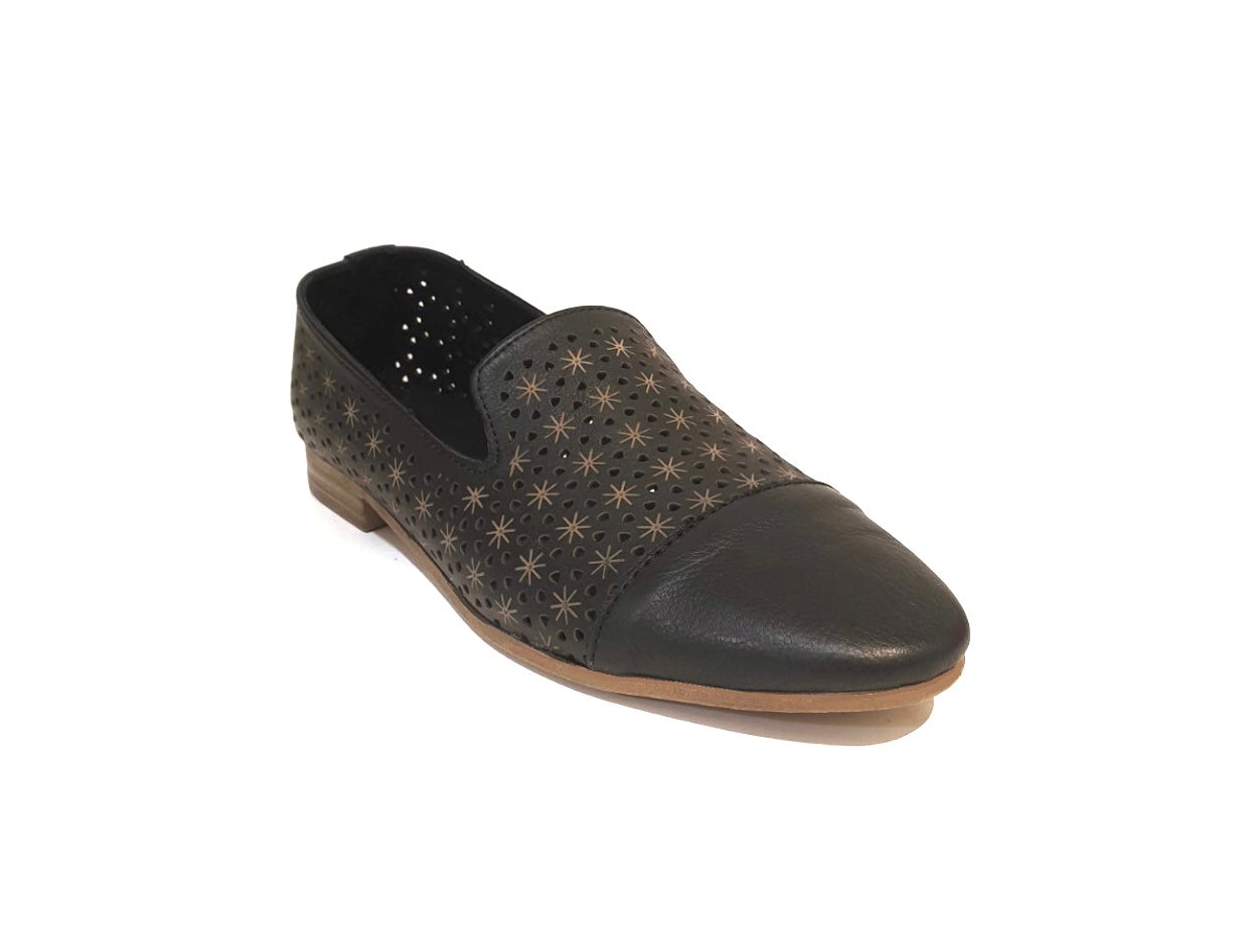 Sala Europe Krisp Black Slip On Shoe Made In Turkey