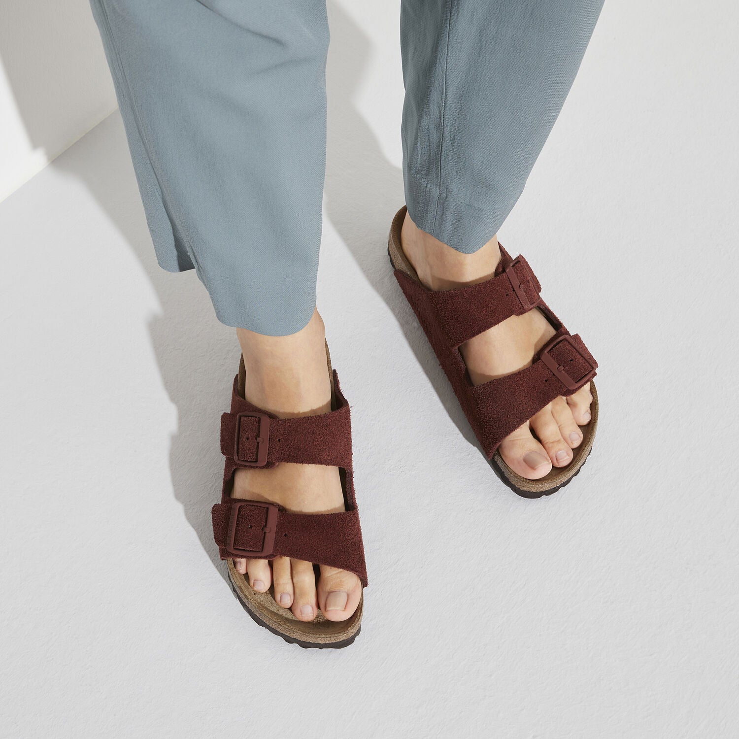 Brown sales suede birkenstocks